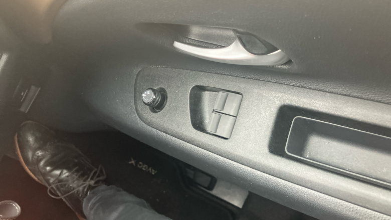 Toyota Aygo X 1.0 VVT-i Edge 5dr Petrol Hatchback